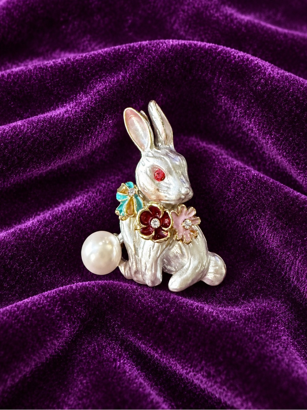 Silver Bunny Rabbit Brooch